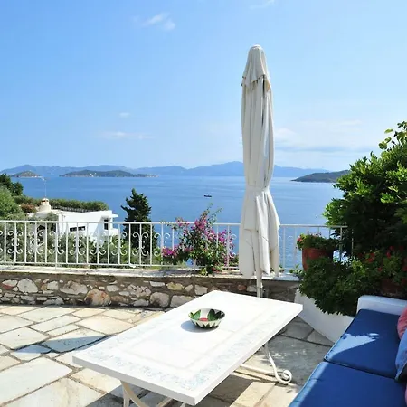Irene Skiathos * Kanapitsa (Skiathos)